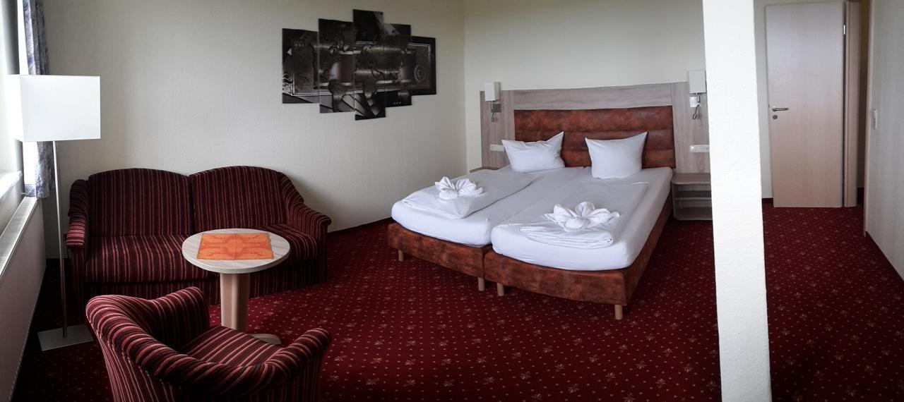 Hotel Stubenberg Gernrode  Экстерьер фото