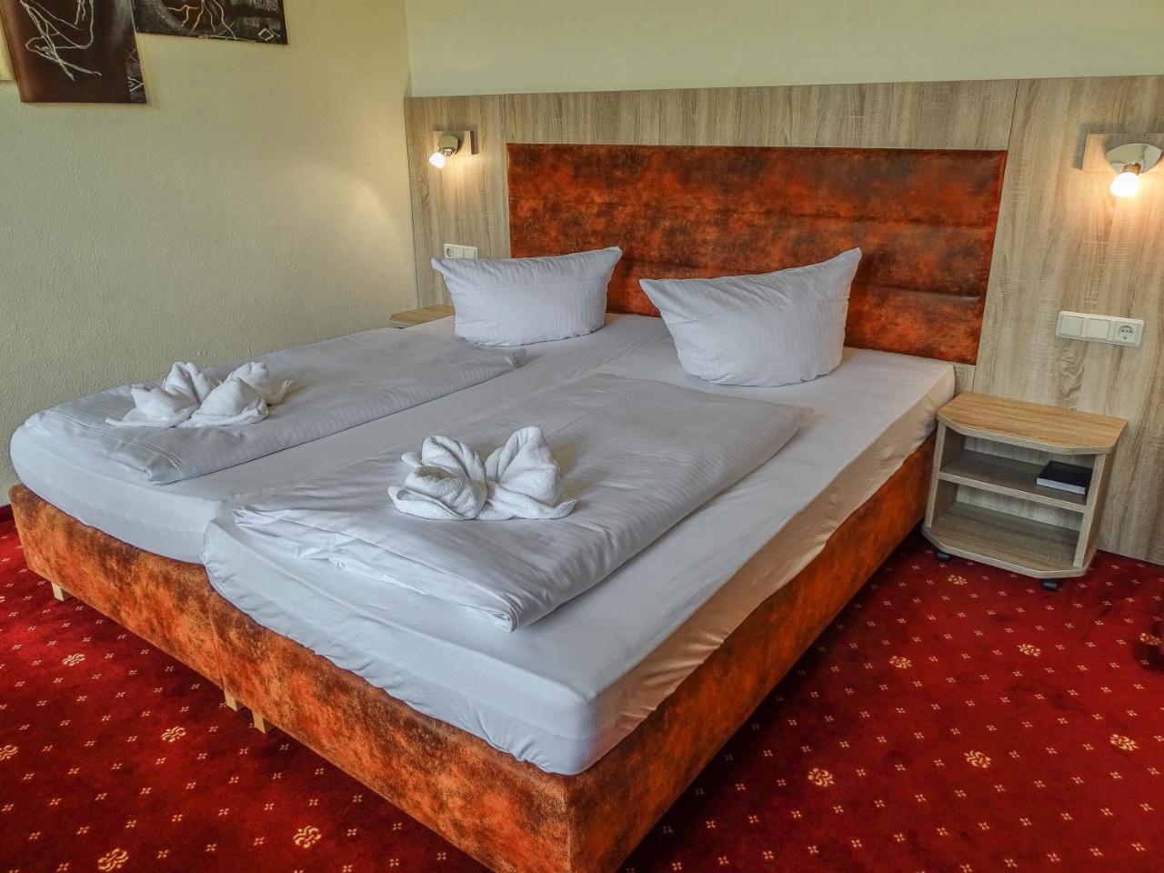 Hotel Stubenberg Gernrode  Экстерьер фото